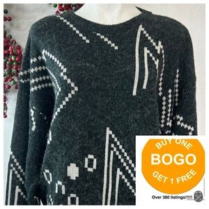 I O U vintage men’s sweater size medium